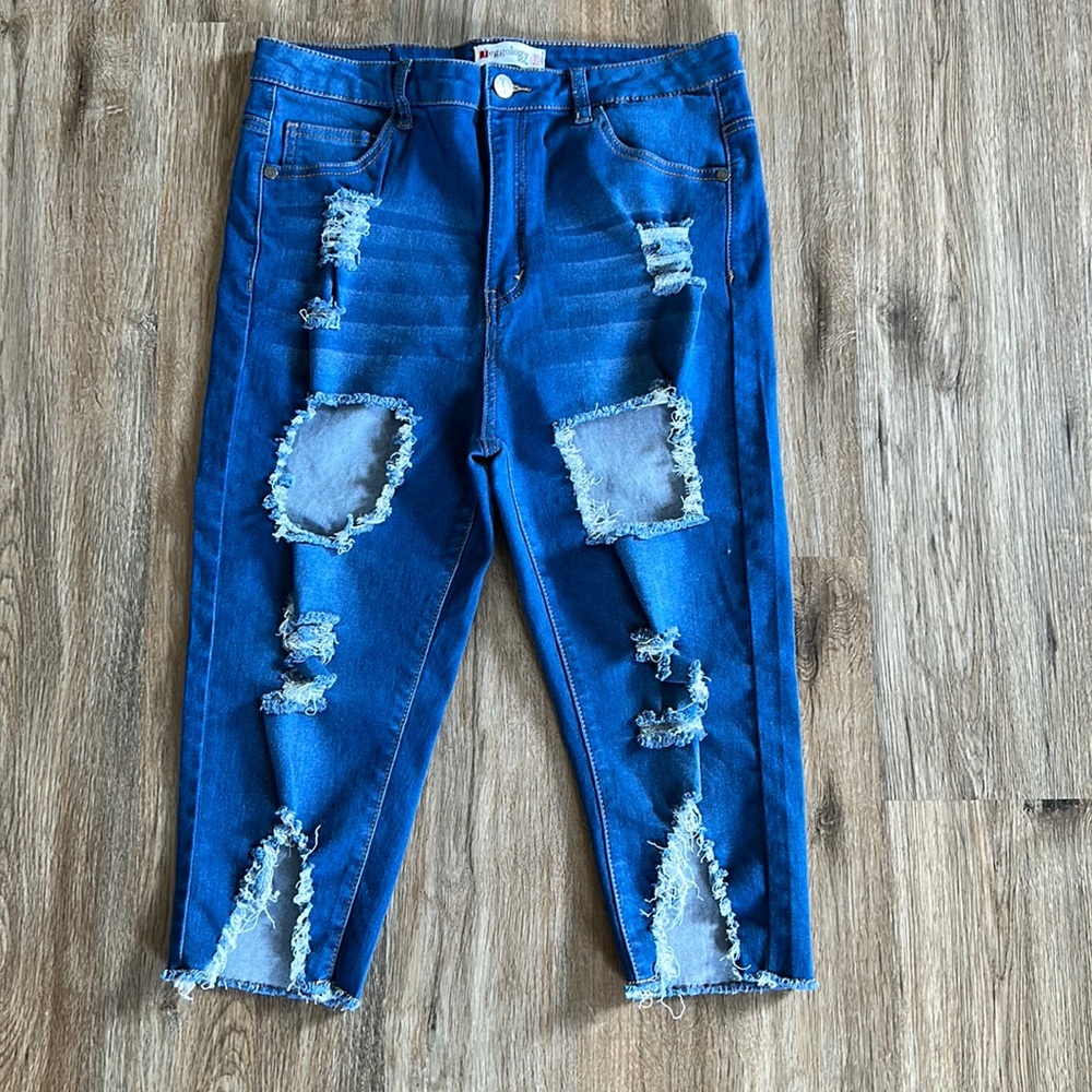 Jeggology Jeans Blue Distressed Capris Juniors Size 15